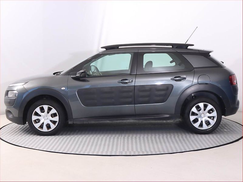 Citroën C4 Cactus (2018) 1.2 PureTech, Serv.kniha - fotka 3 z 18