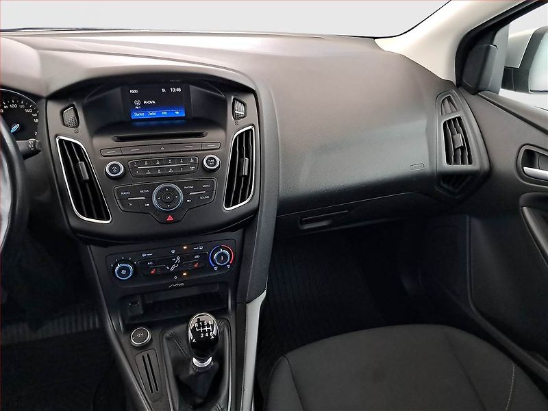 Ford Focus (2015) 1.5 TDCi, Serv.kniha, Tempomat - fotka 8 z 15