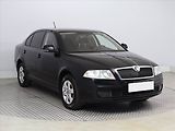 Škoda Octavia (2011) Ambiente 1.6, po STK, Tažné - náhled 1