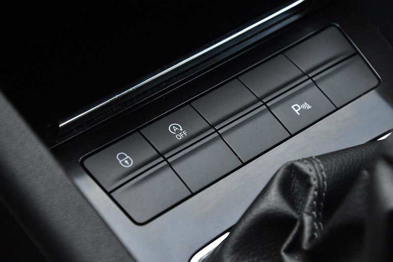 Škoda Octavia 1.4 TSi G-TEC STYLE,LED,NAV,TZ - fotka 33 z 50