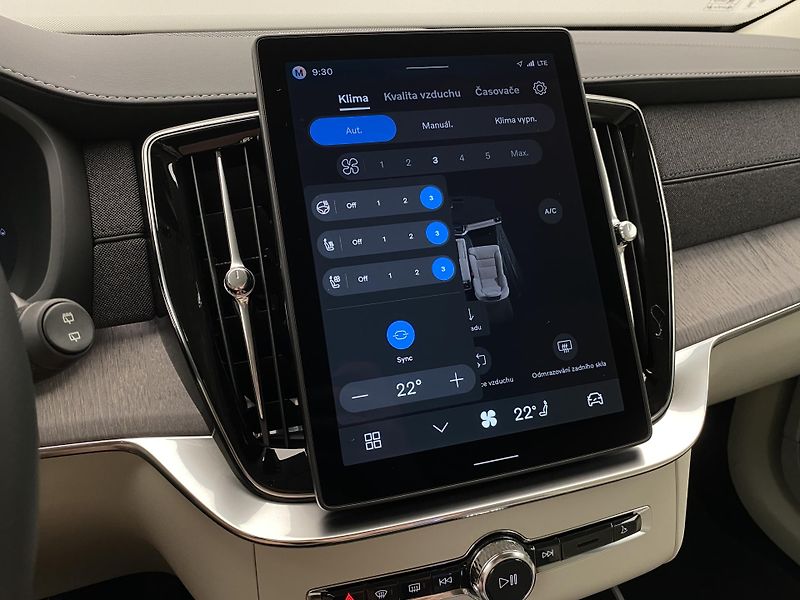 Volvo XC90 (2026) T8 AWD RECHARGE BRIGHT PLUS 7m - fotka 43 z 71