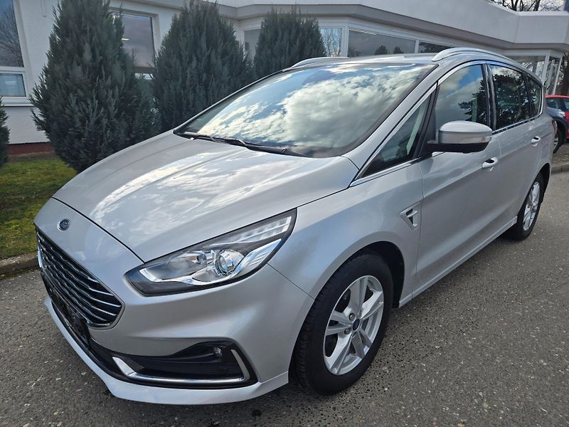 Ford S-MAX (2021) Titanium 2,0 nafta 110kw/150PS - fotka 2 z 22