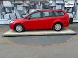 Ford Focus (2010) 1.6TDCi, 66KW, VYHŘ. SEDADLA - náhled 3