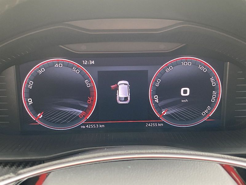 Škoda Scala (2025) 1.0 TSI Monte Carlo - fotka 10 z 33