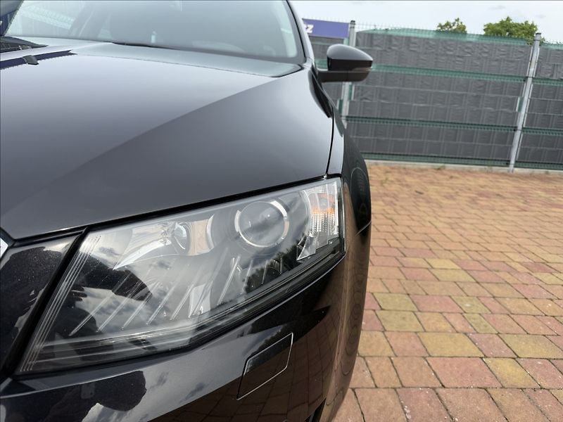 Škoda Octavia III 1.6 TDI Elegance 4x4 - fotka 5 z 19