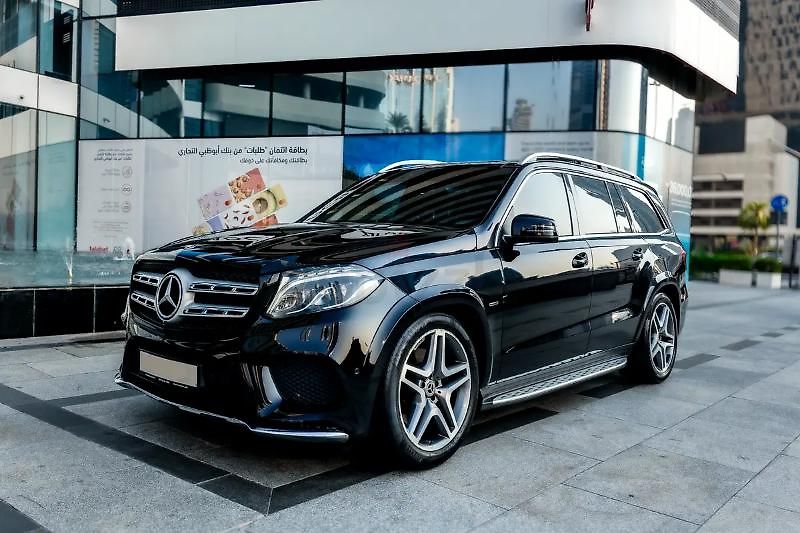 Mercedes-Benz GLS Rodinné SUV V6