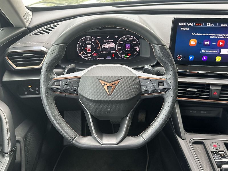 Cupra Formentor (2024) 1.5 TSI DSG - fotka 19 z 28