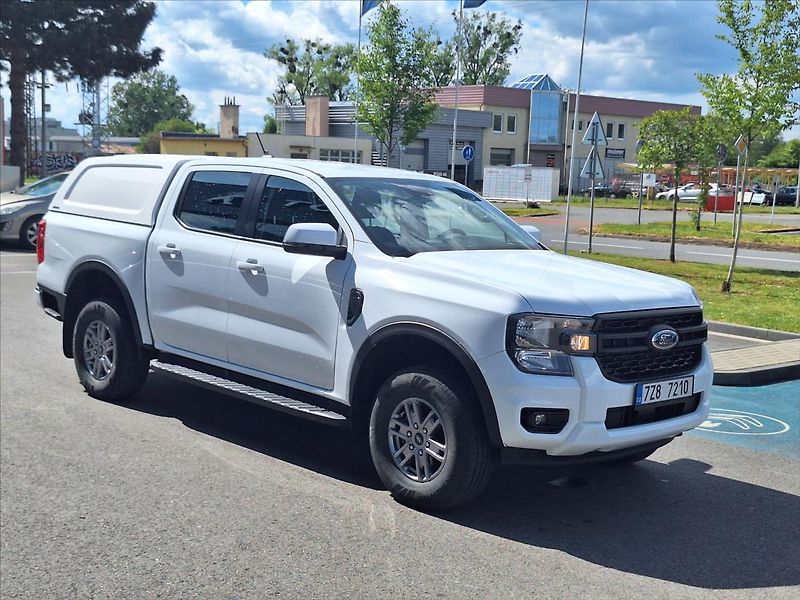 Ford Ranger 2,0 EcoBlue  XLT Double Cab - fotka 2 z 14