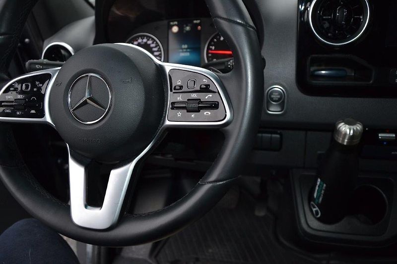 Mercedes-Benz Sprinter Sprinter 319  Camper V6 4x4 - fotka 19 z 86