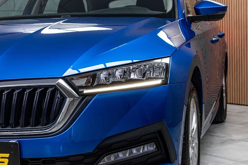 Škoda Octavia 2.0 TDI AMBITION PLUS*DPH*ČR 1 - fotka 31 z 35