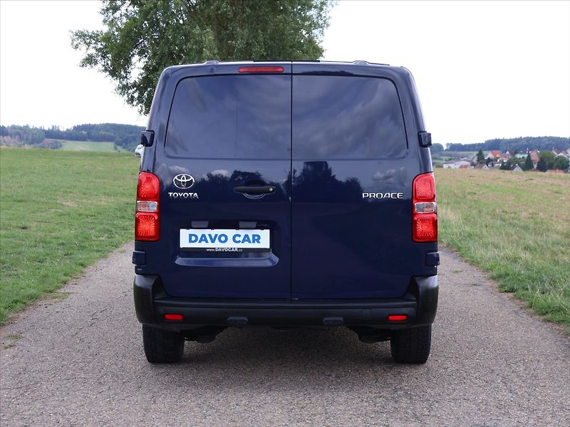 Toyota ProAce Verso 2,0 D-4D 90kW L2 6-míst CZ DPH - fotka 6 z 36