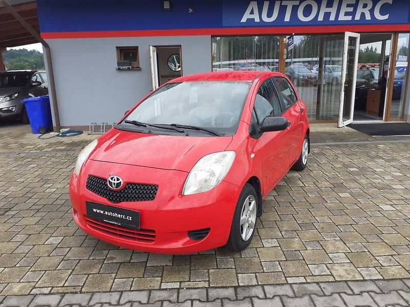 Toyota Yaris (2008) 1.3 i KLIMA ČR - fotka 1 z 27