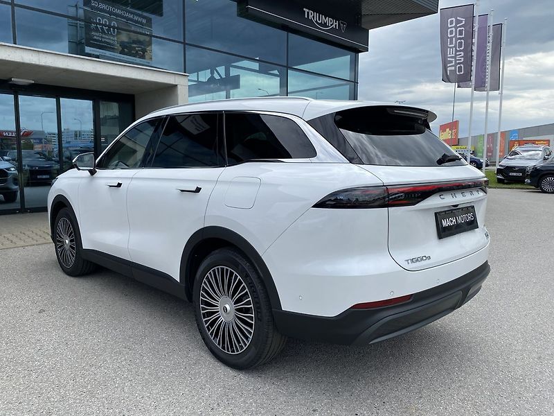 Chery Ostatní UNIQUE 1.5 TGDI PHEV - fotka 12 z 34