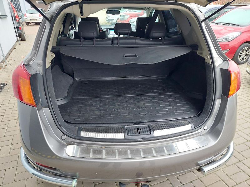 Nissan Murano (2011) II. Tekna dCi 190 4x4 - fotka 27 z 40