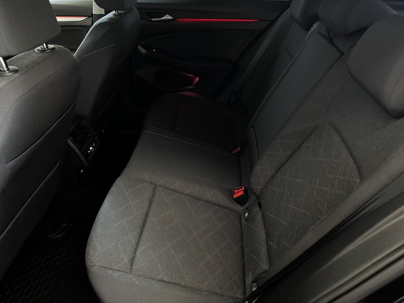 Volkswagen Golf (2022) 1.0 TSI 81 KW LIFE - CZ - DPH - fotka 21 z 24