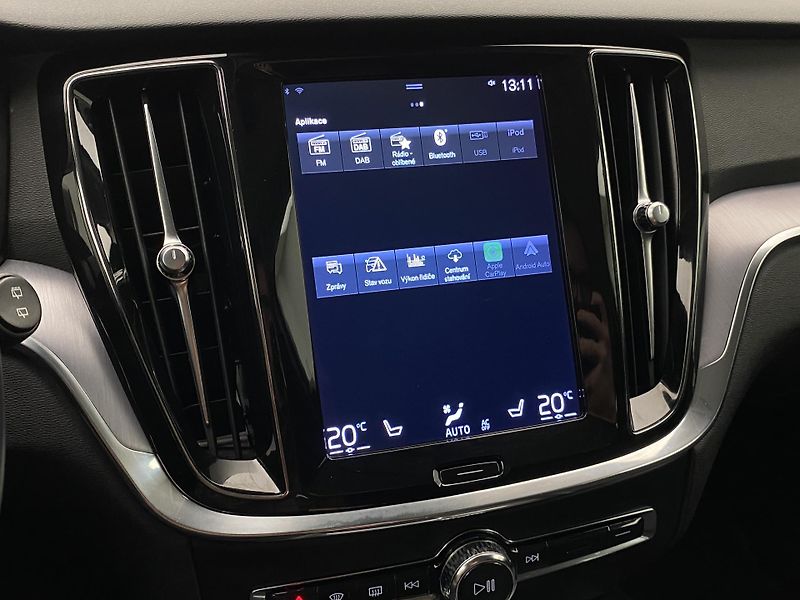 Volvo V60 D3 MOMENTUM AUT - fotka 37 z 41