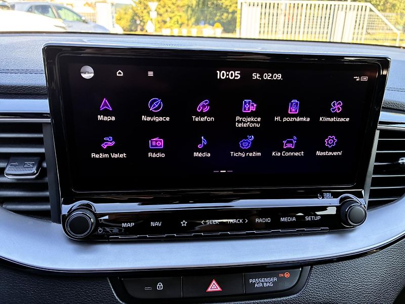 Kia Ceed 1.5T-GDi 118kW GT LINE AUTOMAT - fotka 23 z 38