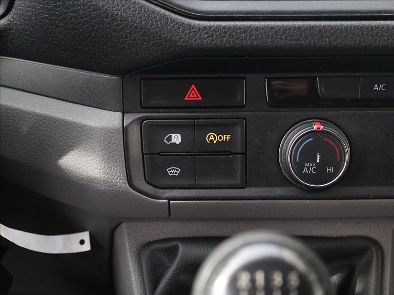Volkswagen Crafter 2,0 TDi 35 DR 5L.Zár. 170tkm. - fotka 9 z 17