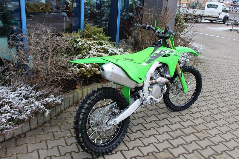 Kawasaki KX 450 F (2025) 2025 SLEVA - fotka 4 z 6