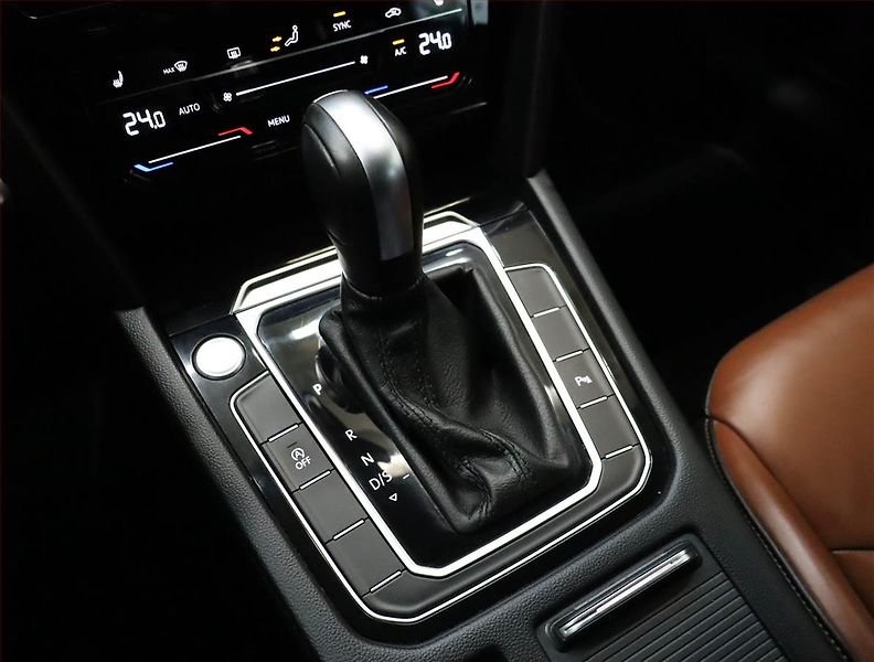 Volkswagen Arteon (2021) Elegance 2.0 TDI - fotka 21 z 26