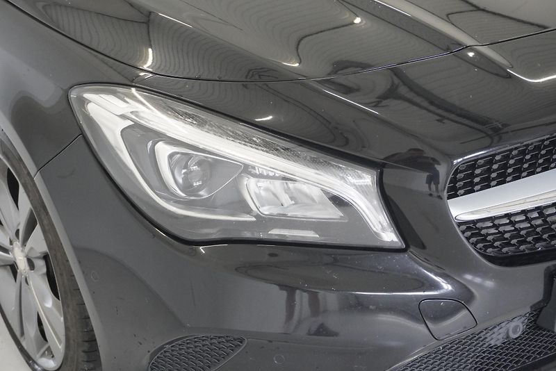 Mercedes-Benz CLA 200 1.6i AUTOMAT, FACELIFT - fotka 3 z 29