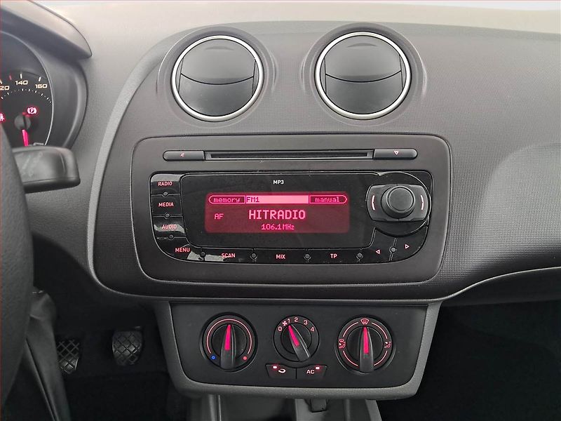 Seat Ibiza (2012) 1.2 12V, nová STK - fotka 12 z 14