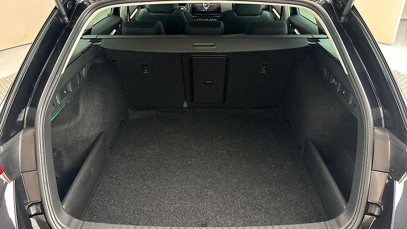 Škoda Octavia 1.5 TSI Style Combi - fotka 17 z 26