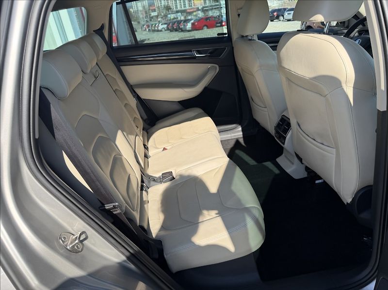 Škoda Kodiaq 2,0 TDI Style+, DSG,4x4,servis - fotka 12 z 44