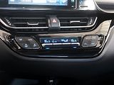 Toyota C-HR (2019) Style 1.8 Hybrid, Automat - náhled 16