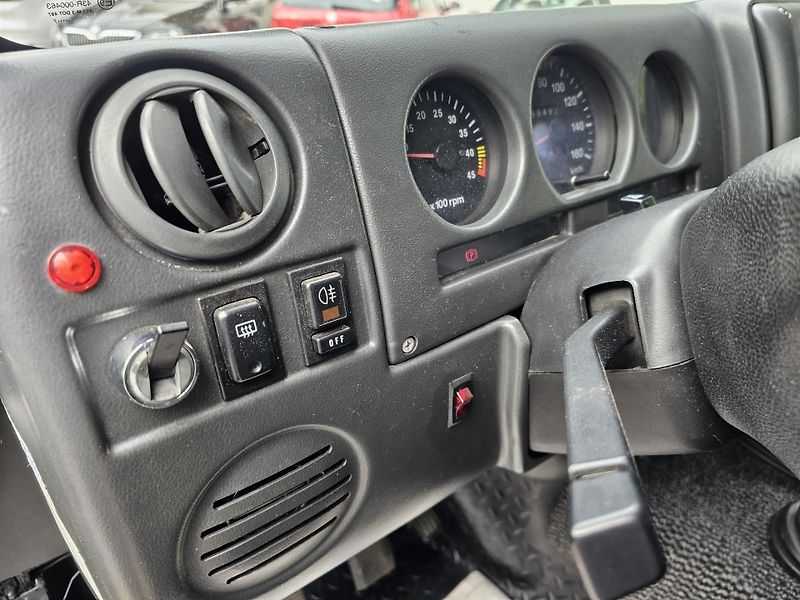Santana PS-10 Anibal 2,8 D 92 kW Wagon 4x4 - fotka 38 z 40