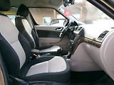 Škoda Yeti (2010) 2,0TDI 4x4 AC BT TEMP VÝHŘEV - náhled 27