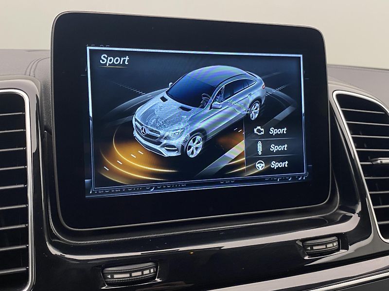 Mercedes-Benz GLE 350d 4MATIC AMG AUT CZ - fotka 53 z 53