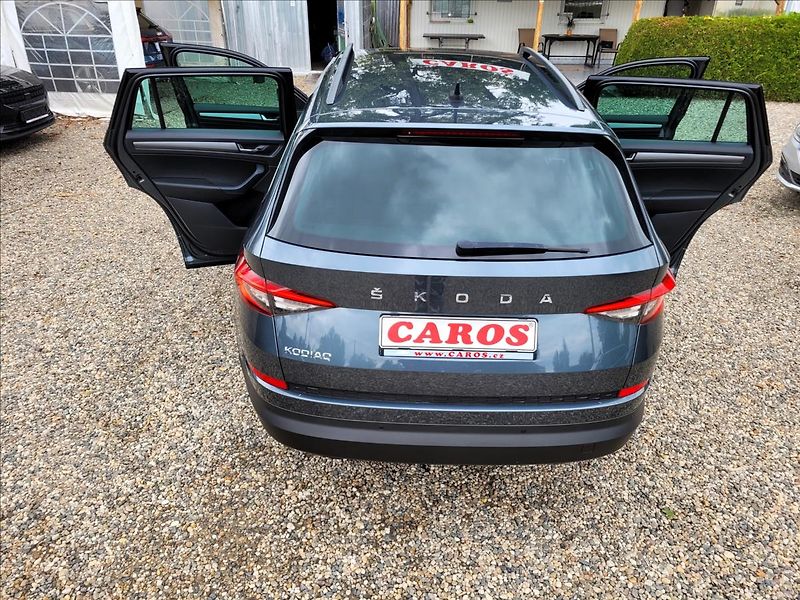 Škoda Kodiaq 1,5 TSI,DSG,7míst,navi,výhřev - fotka 44 z 50