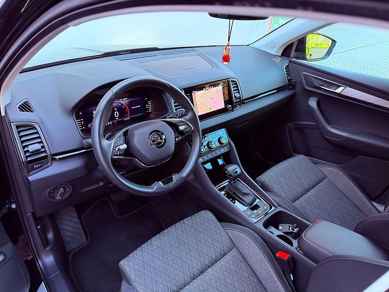 Škoda Karoq 1.5 TSi DSG Style, ČR, 1.Maj - fotka 16 z 34