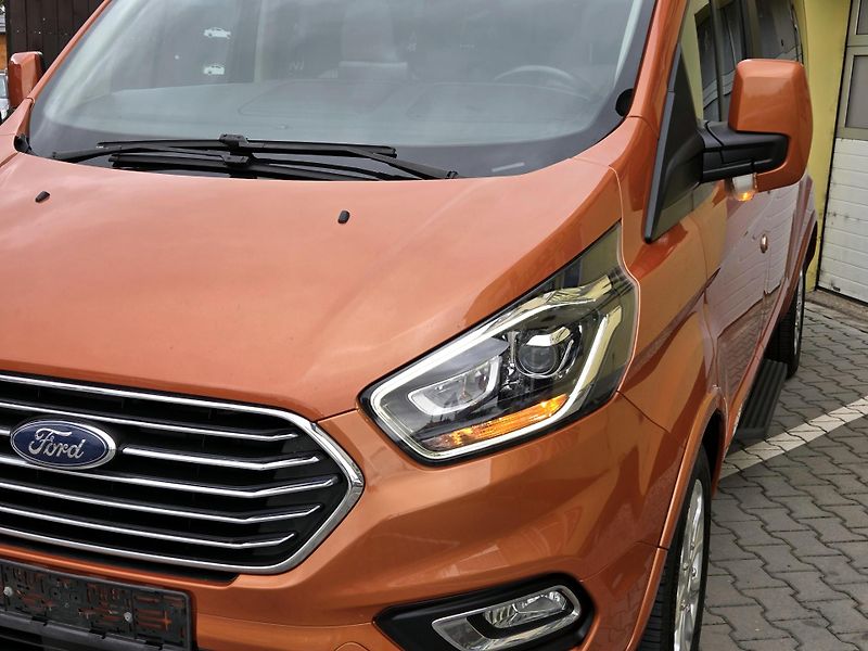 Ford Tourneo Custom TDCi Titanium-X SERV.KNÍŽKA - fotka 3 z 51