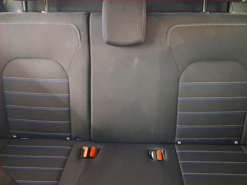 Dacia Duster (2021) Comfort 1.0 TCe, Serv.kniha - fotka 10 z 17