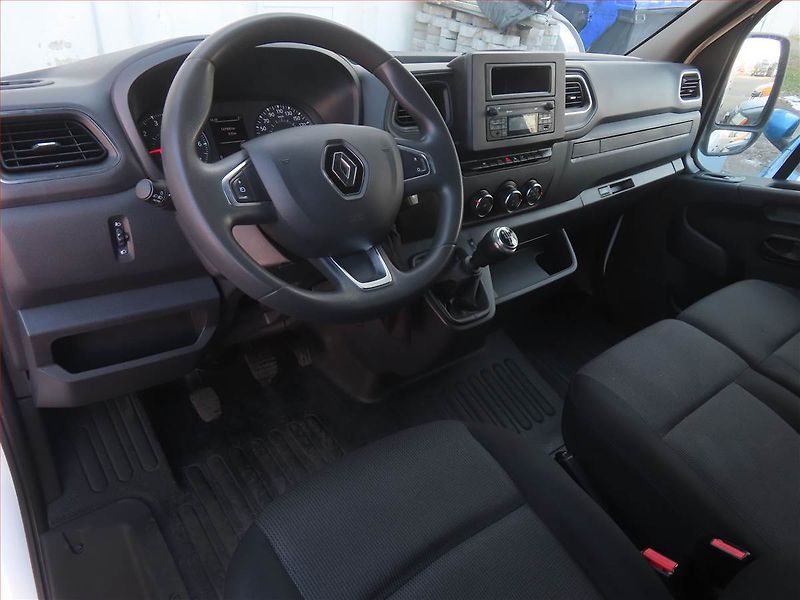 Renault Master (2021) 2.3 dCi 135, L3H2, 12m3, 1.0t - fotka 7 z 16
