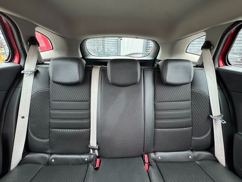 Renault Mégane (2016) 1,6 Dci 96 KW BOSE - fotka 12 z 28