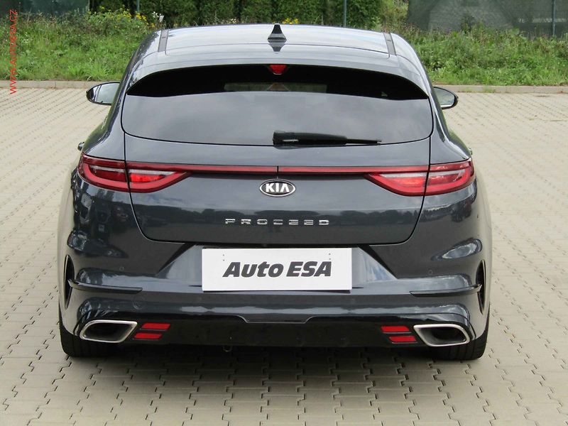 Kia ProCeed (2021) 1.6 T-GDi, ČR, Navi, LED, AC - fotka 5 z 23