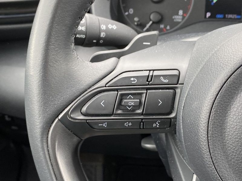 Toyota Yaris 1.5i, ČR-1m, Comfort, automat - fotka 19 z 29