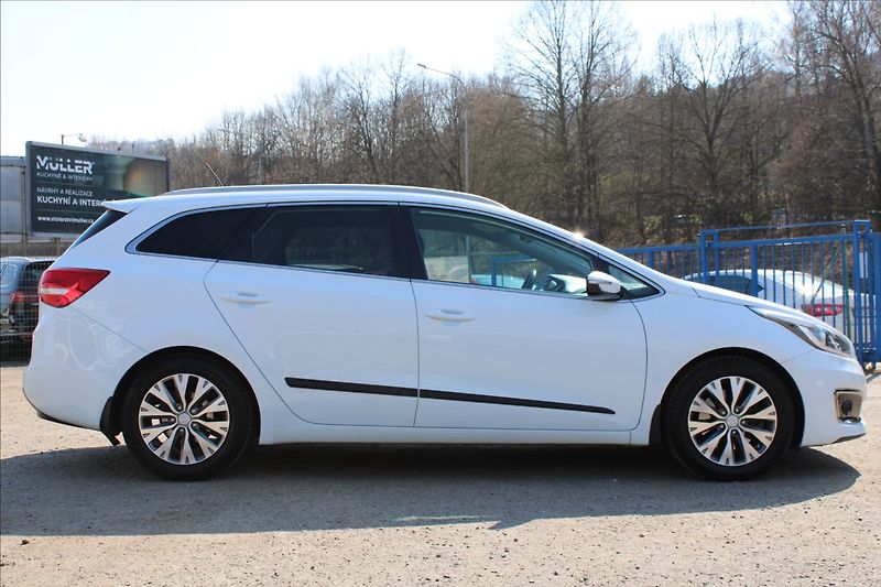Kia Ceed 1,6 GDi  ČR,1.MAJITEL,TOP - fotka 4 z 41