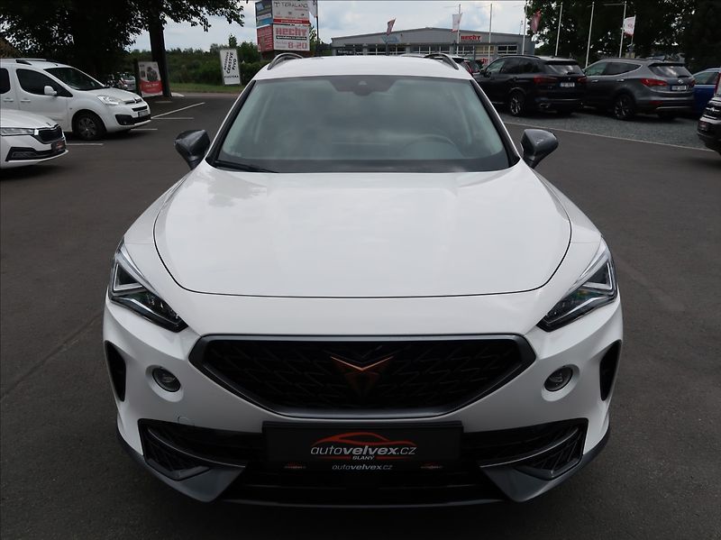 Cupra Formentor 1,4 TSi,150kW,e-Hybrid,DPH - fotka 6 z 29