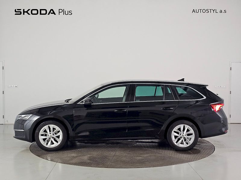 Škoda Octavia (2024) 1.5TSi DSG TOP SELECTION TAŽNÉ - fotka 3 z 30