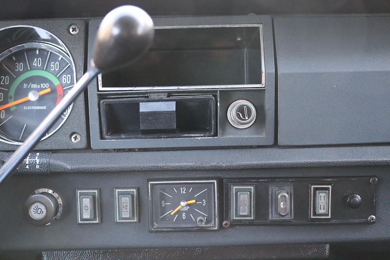 Citroën Ostatní (1973) DS21 SUPER 5 2.2 76kW - fotka 30 z 49