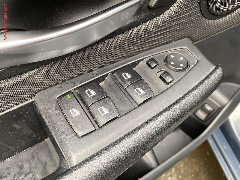 BMW Řada 2 (2015) 2.0 D 218 d, Sport, AT, navi - fotka 14 z 19