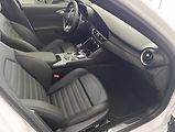 Alfa Romeo Giulia (2026) Veloce 2,2 JTDm 210k Q4 - náhled 16