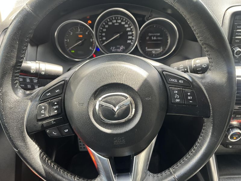 Mazda CX-5 (2014) 2,2 D 110 Kw REVOLUTION ČR!!! - fotka 13 z 17