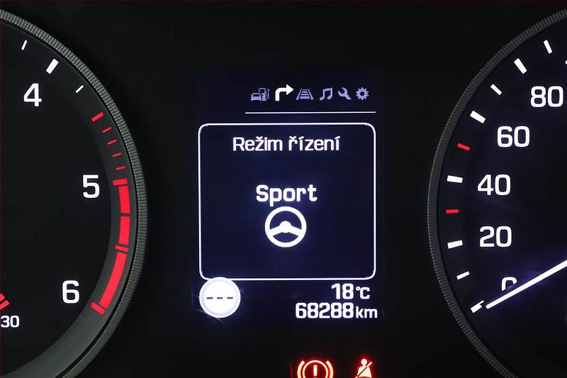 Hyundai Tucson (2015) 1.7 CRDi, ČR,1.maj, Serv.kniha - fotka 11 z 16