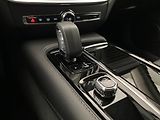 Volvo V60 T6 AWD RECHARGE CORE REZERVACE - náhled 25