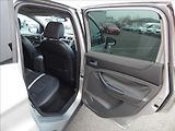 Ford Kuga 2,0 TDCI, 4x4 - náhled 16